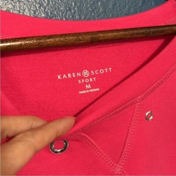 Karen Scott Pink tunic with Silver grommets - Picture 2 of 7